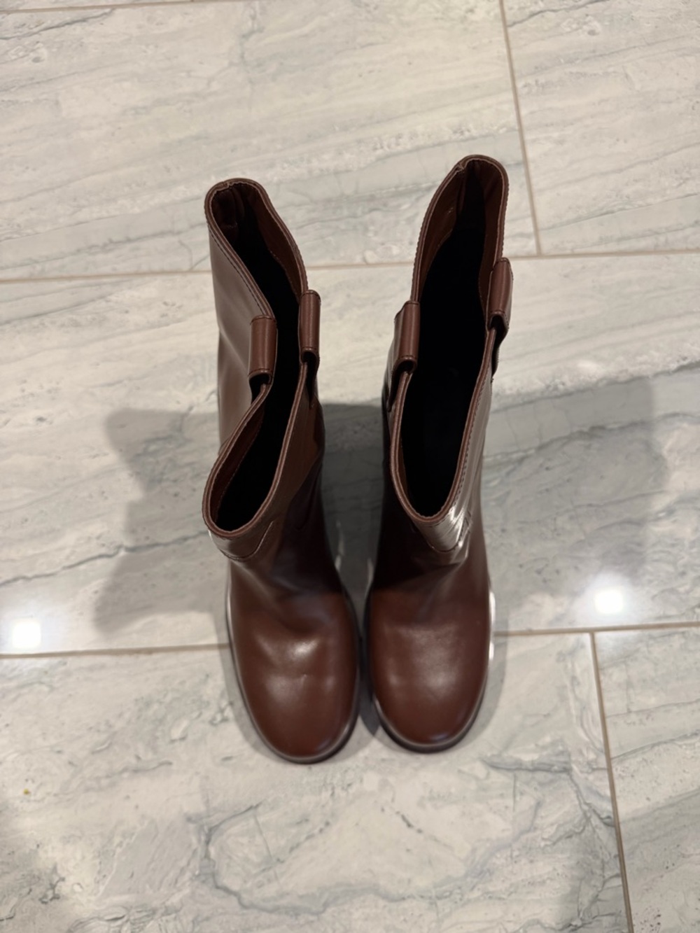 Classic Brown Leather Mid-Calf Boots - Picture 3 of 8